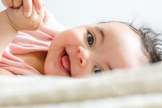 Soigner les yeux de bébé